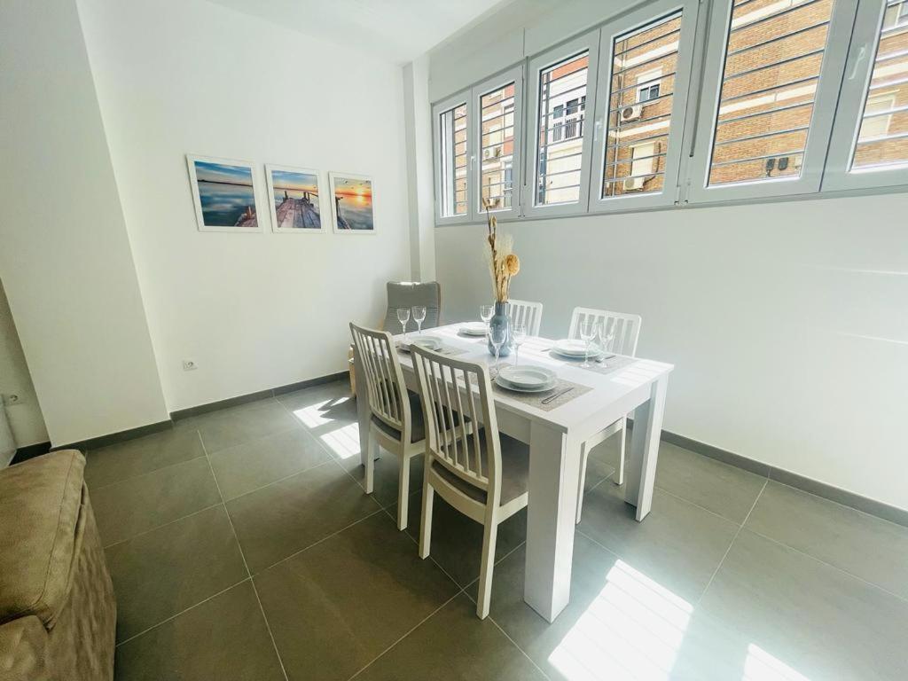 Apartamento Alhucemas Playa Màlaga Exteriér fotografie